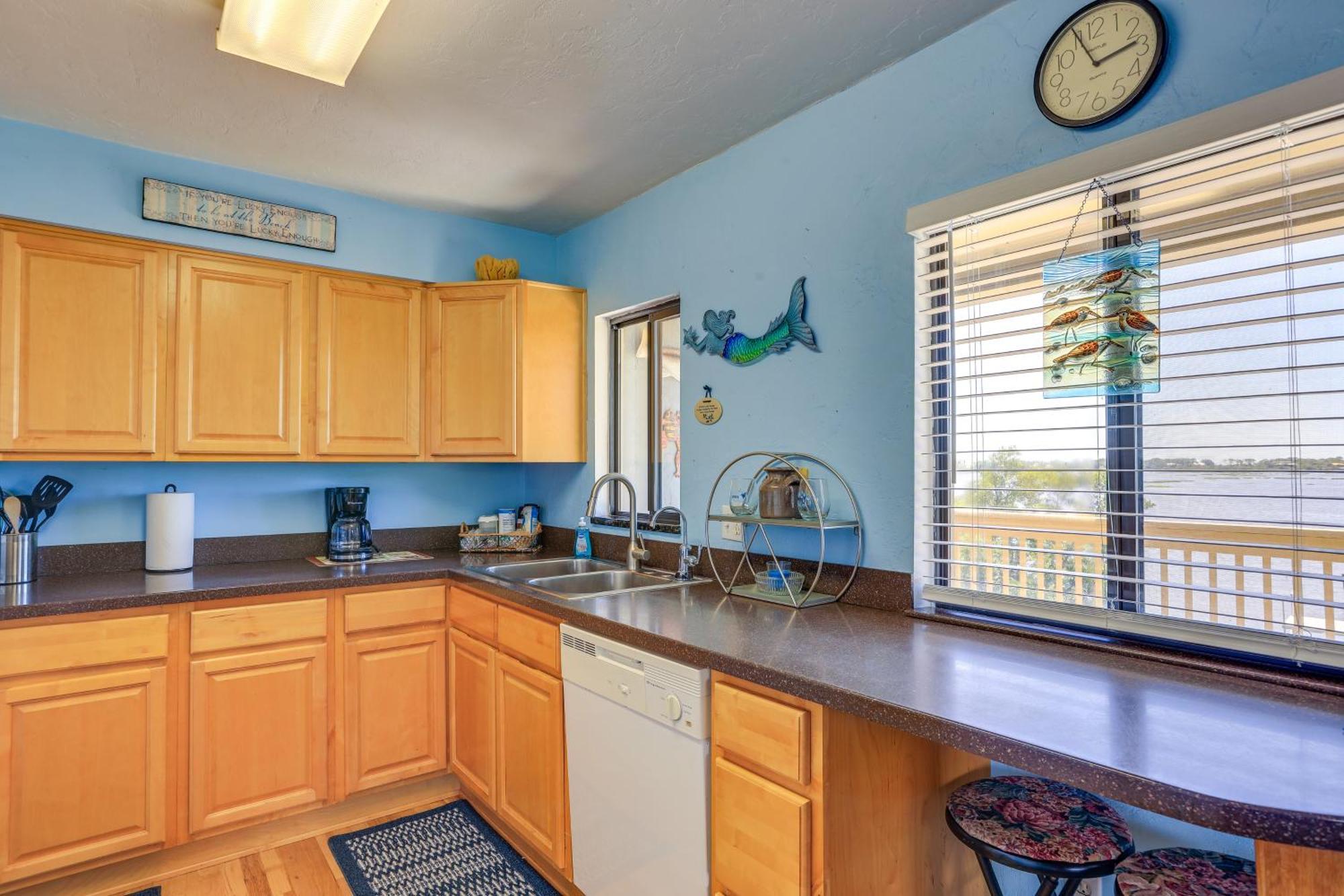 Waterfront Cedar Key Duplex Home Grill And Dock! Екстериор снимка
